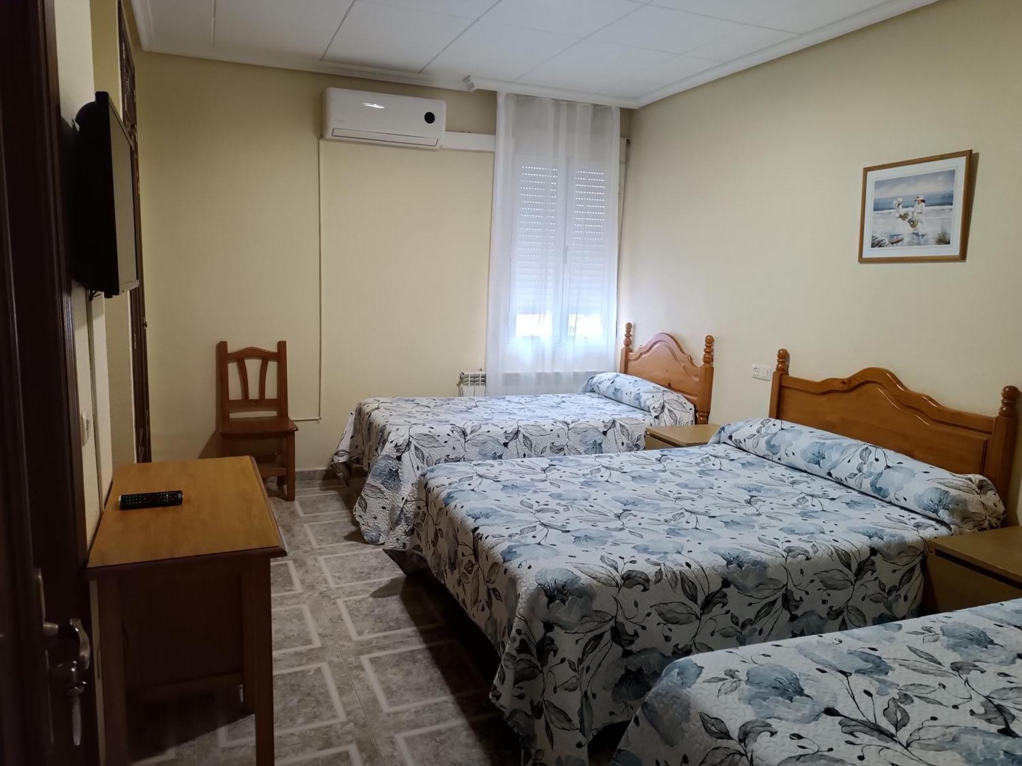 Hostal Avila Ocaña Zimmer foto